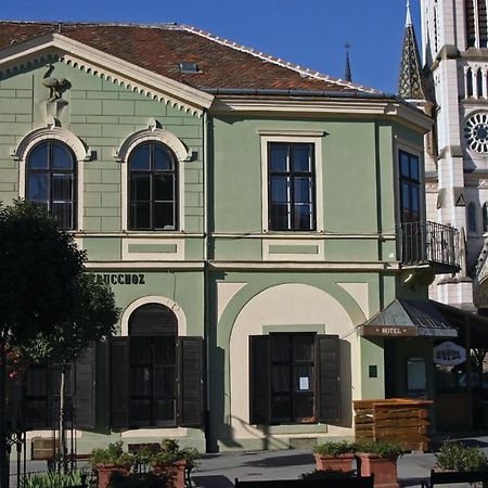 Arany Strucc Hotel Koszeg Exterior photo